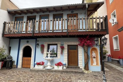 Außenansicht Hintergebäude