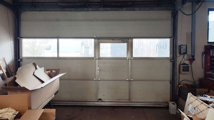 Gewerbehalle mit Nebengebäude und Stallung bei Künzelsau!