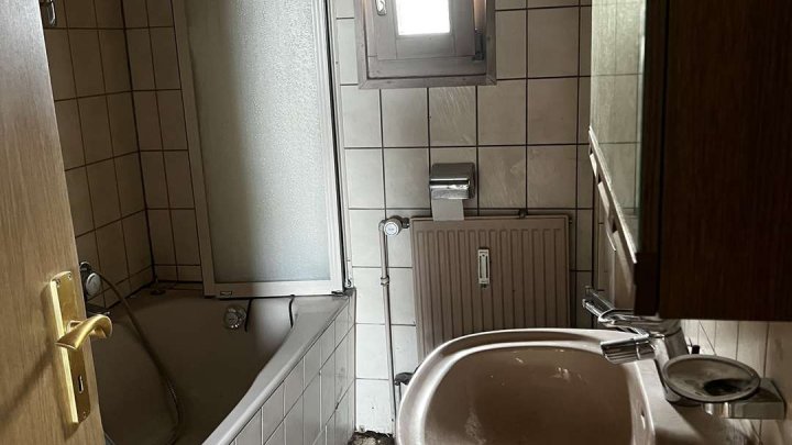 Großes Grundstück, Sanierungsobjekt mit Scheune und viel Potenzial in Büchenbronn