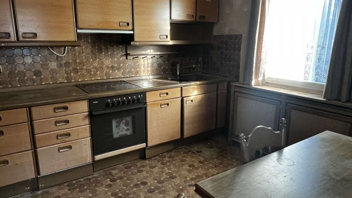 Großes Grundstück, Sanierungsobjekt mit Scheune und viel Potenzial in Büchenbronn