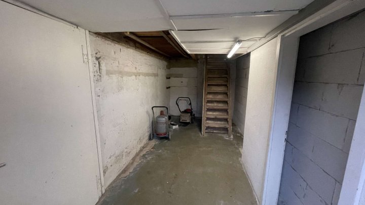 Raum für Ideen: Doppelhaushälfte mit Bauplatz, großem Garten und Garage