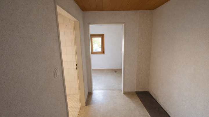 Raum für Ideen: Doppelhaushälfte mit Bauplatz, großem Garten und Garage