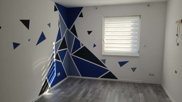 *** Einfamilienhaus mit Restarbeiten ***