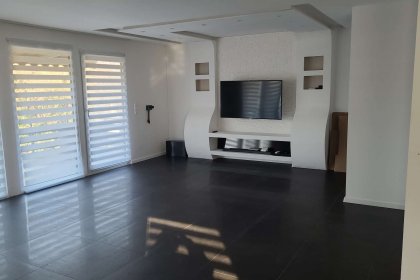 Wohnzimmer unmöbliert