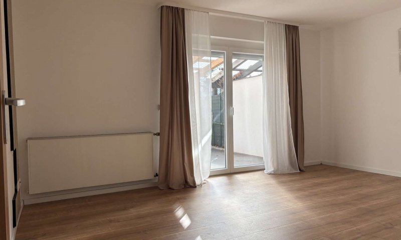 sofort beziehbar * Reihenmittelhaus mit Garage im Burgholz