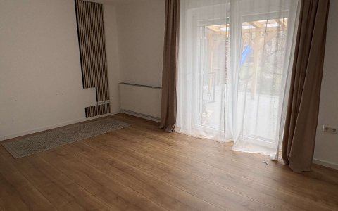 Wohn-/ Esszimmer