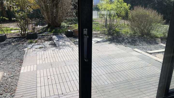 Rohdiamant braucht Feinschliff! Schönes Haus - renovierungsbedürftig zu verkaufen.