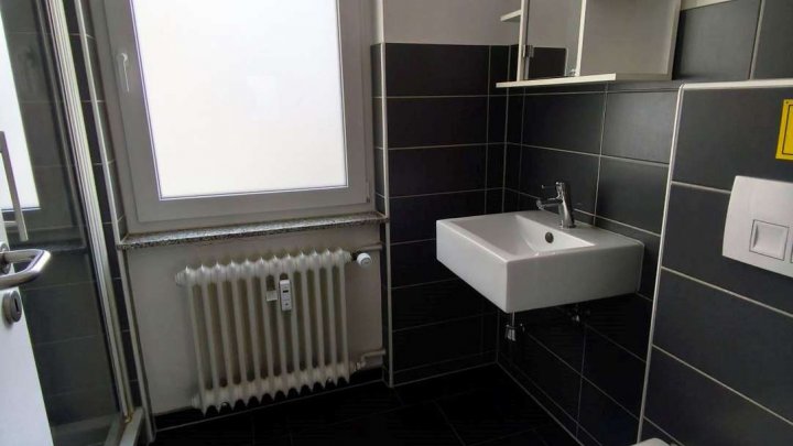 Praktische 1 Zi. Wohnung in zentraler aber ruhiger Lage!!!