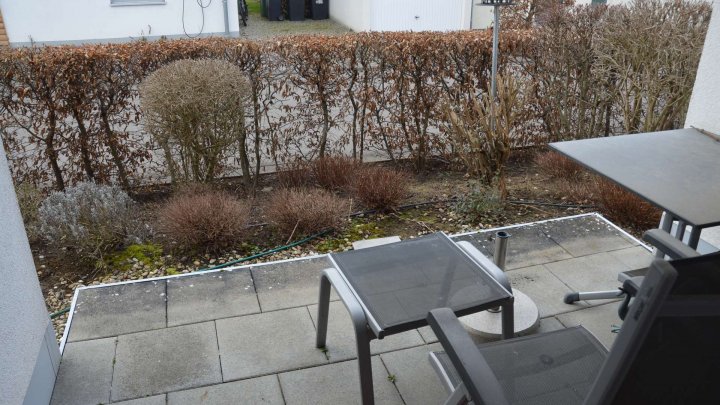 Betreutes Wohnen: Seniorengerecht auf 75 qm mit Terrasse und Carport