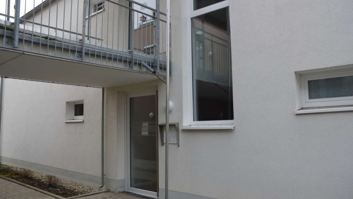 Betreutes Wohnen: Seniorengerecht auf 75 qm mit Terrasse und Carport