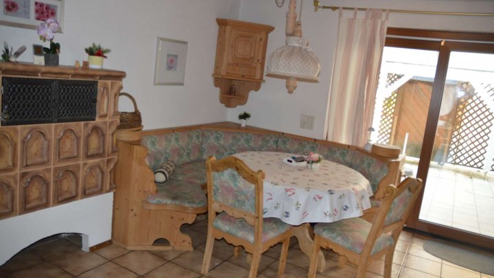 Top gepflegtes 3-Familienhaus mit Fernsicht-Garten-Terrasse & Sauna