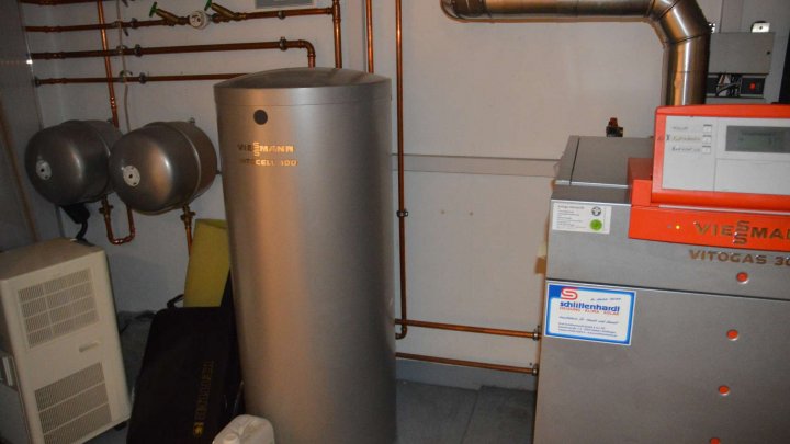 Top gepflegtes 3-Familienhaus mit Fernsicht-Garten-Terrasse & Sauna