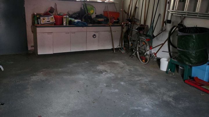 Attraktives Zweifamilienhaus mit großem Grundstück, PV-Anlage & Ausbaupotenzial in ruhiger Lage