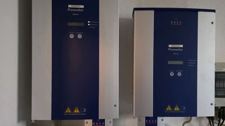 Attraktives Zweifamilienhaus mit großem Grundstück, PV-Anlage & Ausbaupotenzial in ruhiger Lage