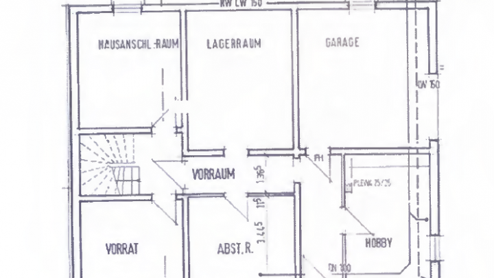Doppelhaushälfte in Urschmitt (Schnäppchen möglich in Zwangsversteigerung)