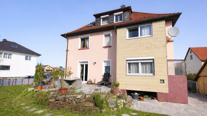 Traumhaft wohnen mit Garten, Scheune und zusätzlichem Mietpotenzial