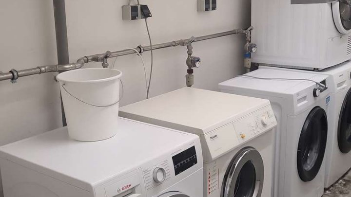 Gewerberäumlichkeiten mit ca. 180 m² incl. 4 Stellplätze