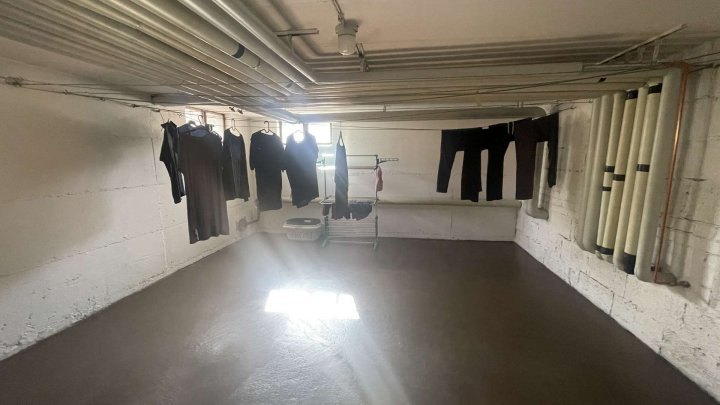 Erstbezug nach Sanierung: Helle 2-Zimmer-Wohnung mit Südbalkon, EBK & Tiefgarage in Top-Lage