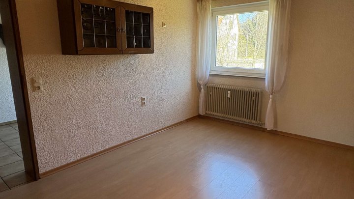 Ruhig gelegene 3,5 Zi-Whg mit Terrasse am Fuße der Achalm