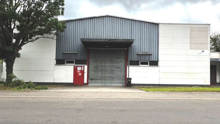 Lagerhalle in Mühlacker -Lomersheim zu vermieten!