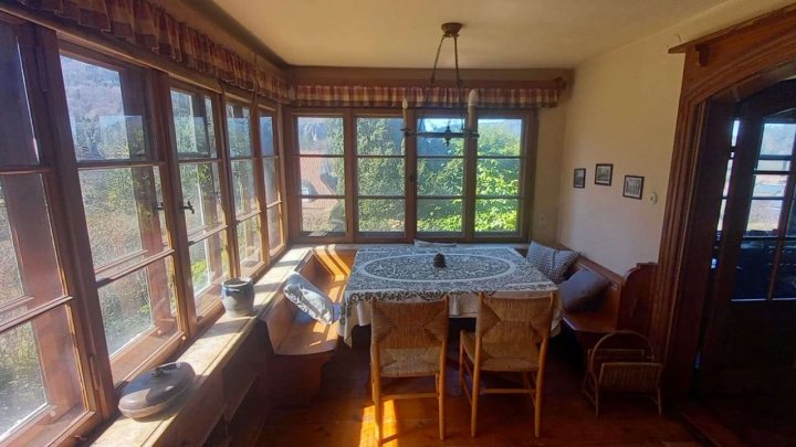 Historisches Juwel auf großem Grund in bester Lage